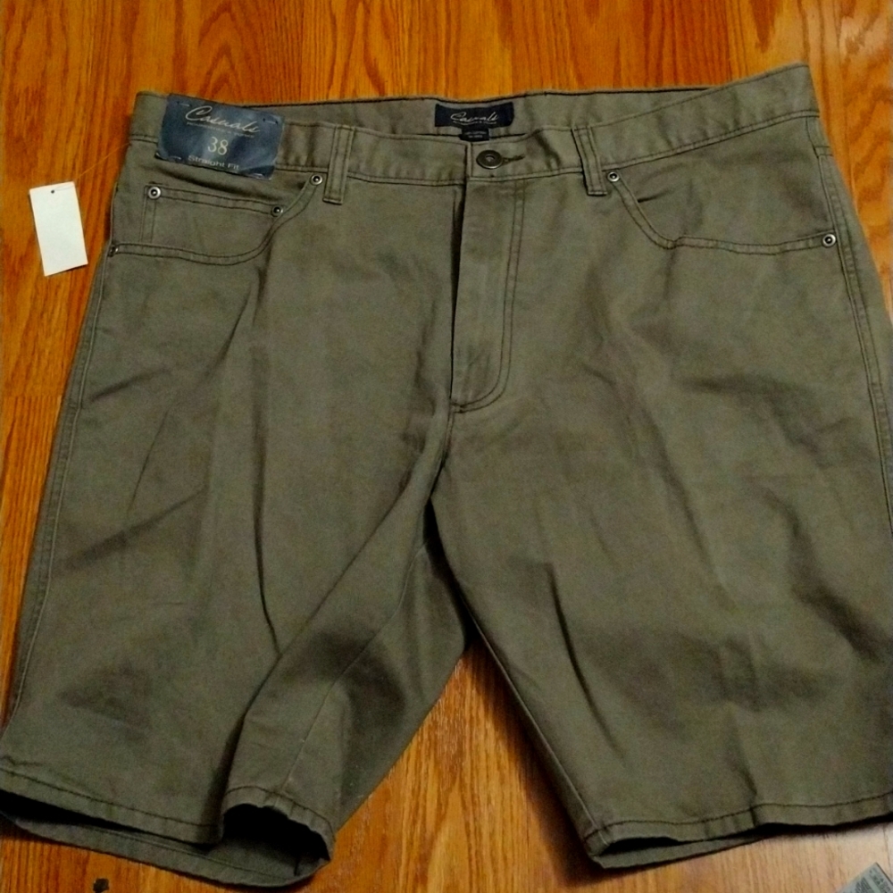 New Casuals Round tree & Yorke Straight Fit Olive color shorts 38